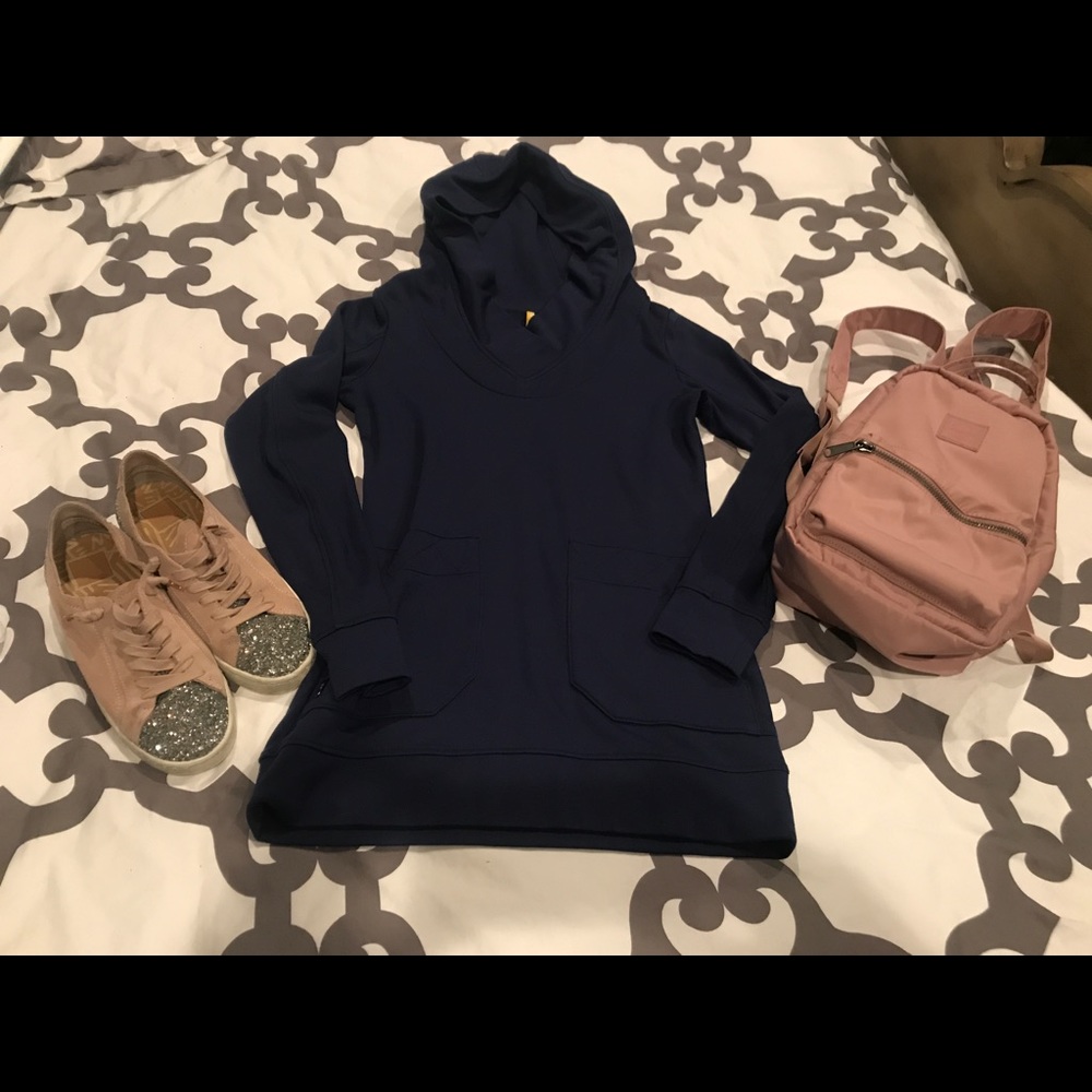 Lole Hooded Navy Sweatshirt